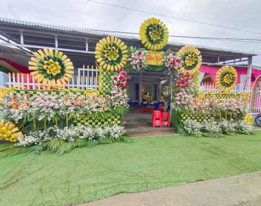 Cổng cưới rồng phụng bằng hoa tươi